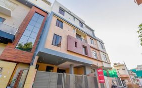 Hotel Saffron Jaipur